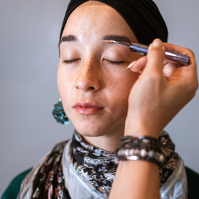 مرکز مژه مانیا