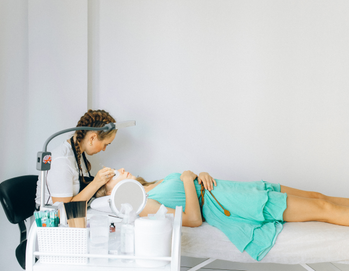 مرکز مژه مانیا