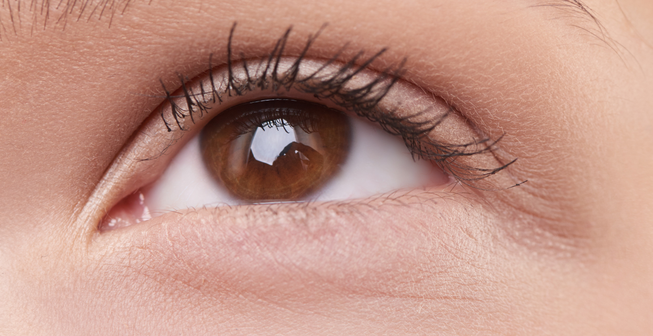 مرکز مژه مانیا