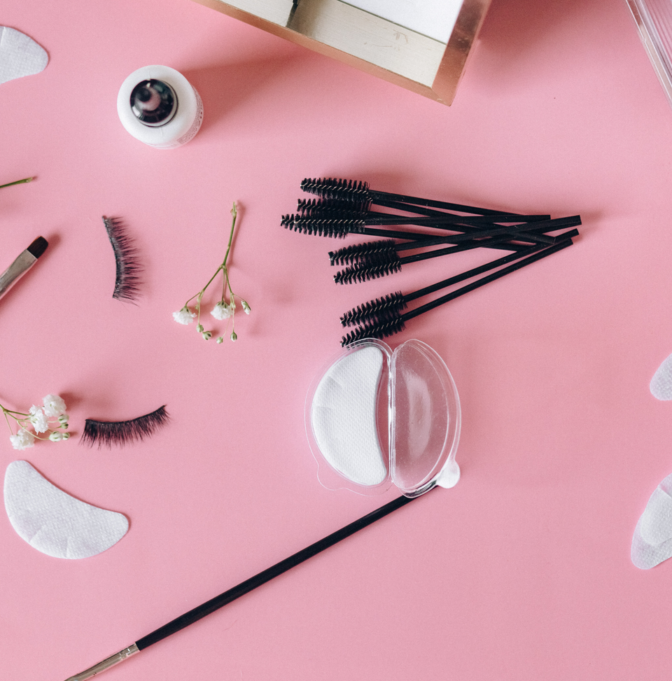 مرکز مژه مانیا